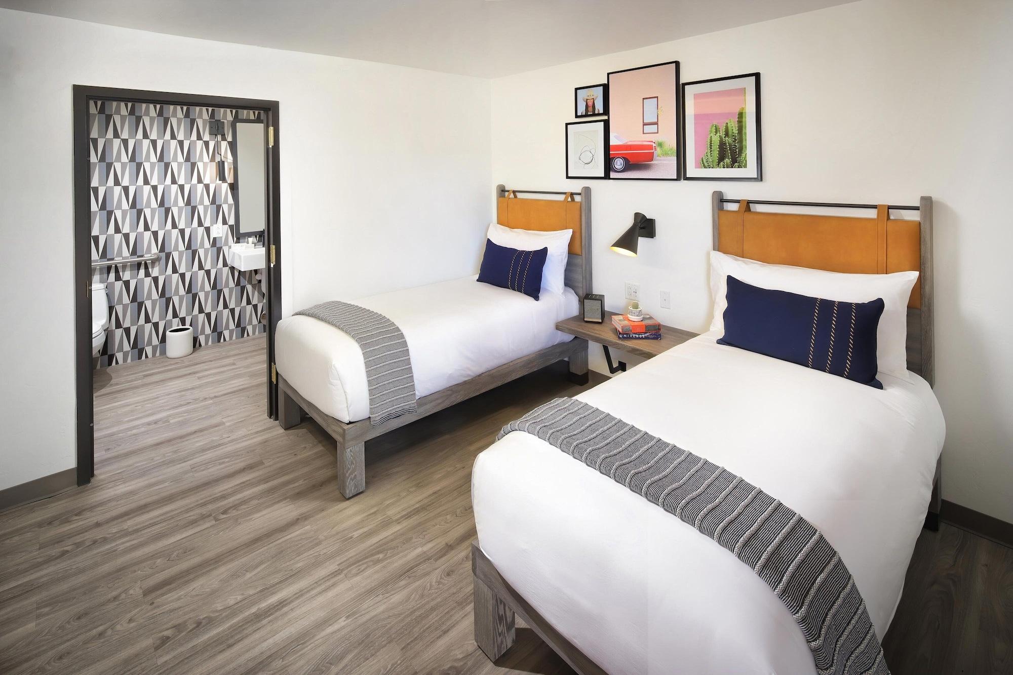 Voco The Tuxon By Ihg Hotel Tucson Exterior photo