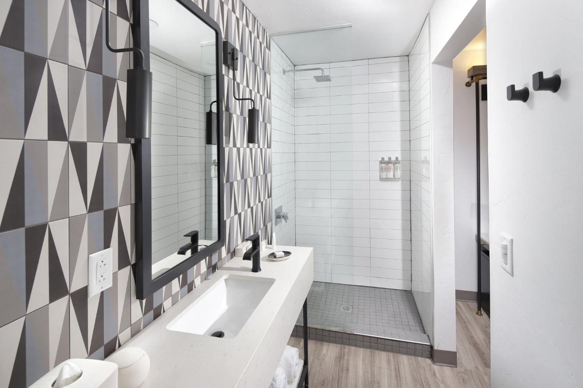 Voco The Tuxon By Ihg Hotel Tucson Exterior photo