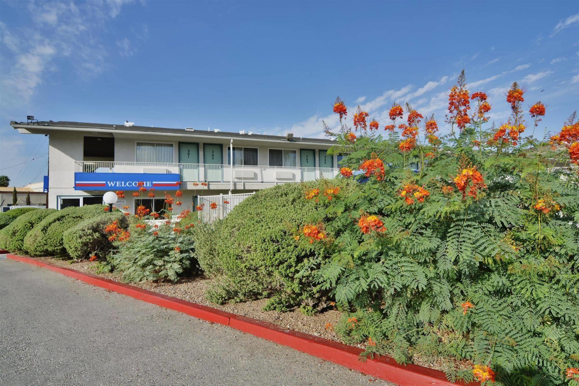 Voco The Tuxon By Ihg Hotel Tucson Exterior photo